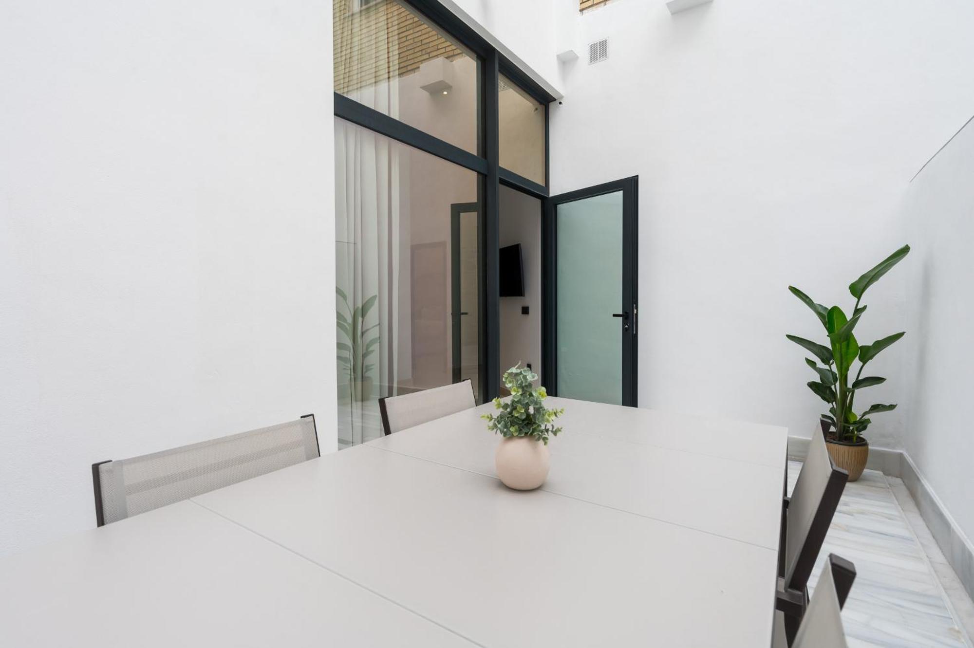 New Design Apartment - Private Patio - Gallos 2 塞维利亚 外观 照片