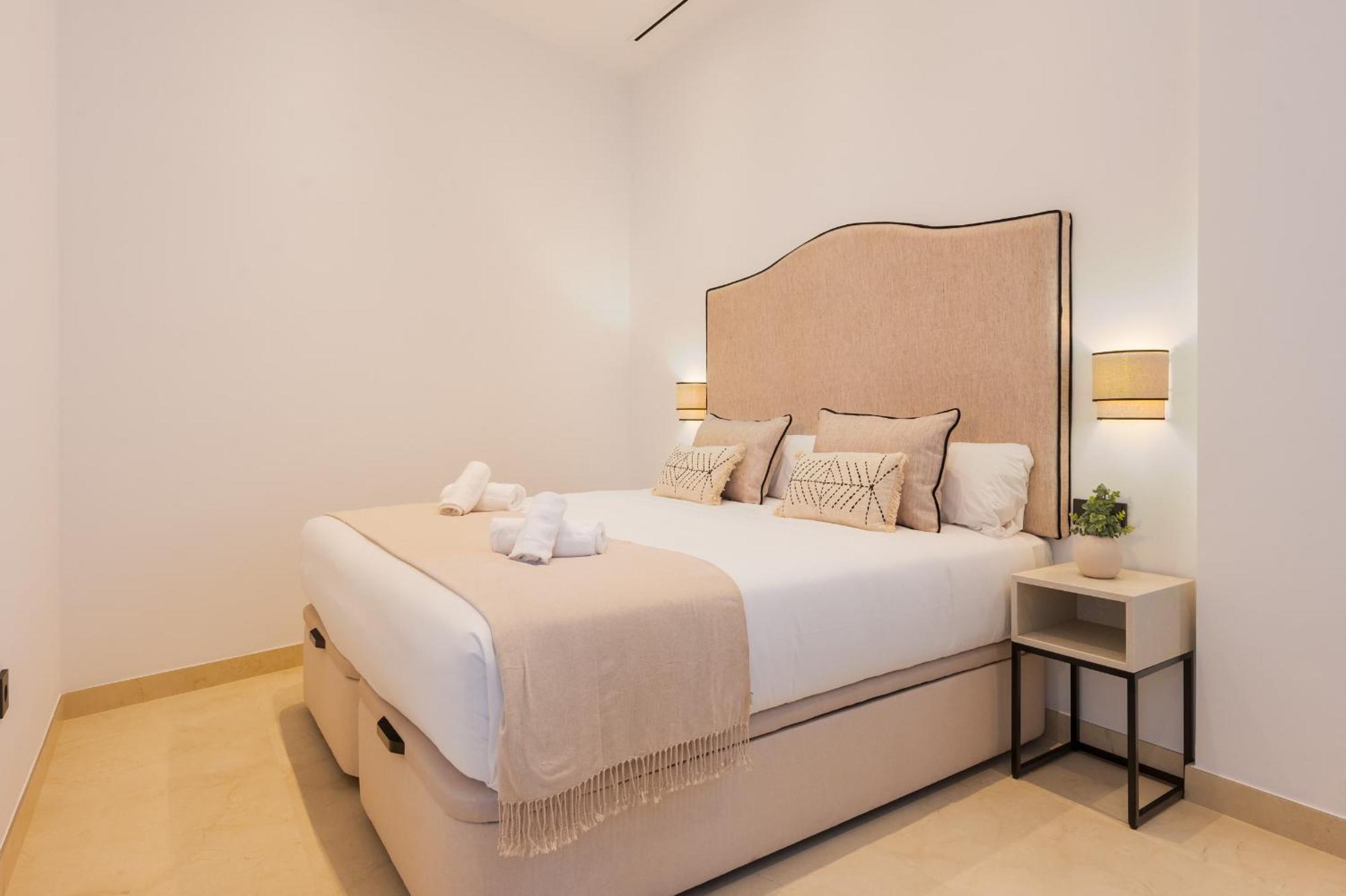 New Design Apartment - Private Patio - Gallos 2 塞维利亚 外观 照片